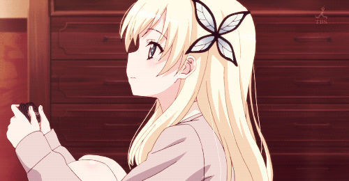 yuukipls:  She’s Kashiwazaki Sena, from Boku wa tomodachi ga Sukunai She is “perfect” and a foreralone, a otaku and she also have big boobs She’s very cute and another girl from this anime calls her “meat”  Anyway, idk why y post this character