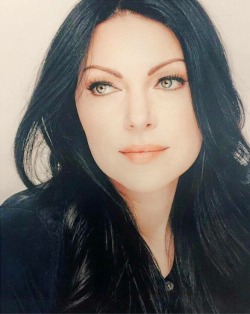 saypussy-again:  Laura Prepon just fuck me right up.