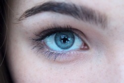I know it&rsquo;s a picture of only this girls eye but it&rsquo;s still beautiful none the less.