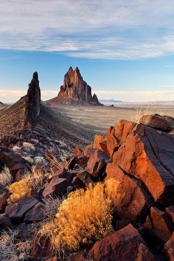 invocado:  Shiprock Rock, New Mexico by Brad Mitchell on Flickr 