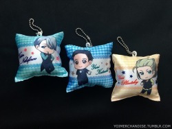 yoimerchandise: YOI x Hagoromo Twin Face Mini Cushions Keychains Original Release Date:May 2017 Featured Characters (3 Total):Viktor, Yuuri, Yuri Highlights:Two versions of the main trio on each of these cushions - one smiling and one being shy! The outfi