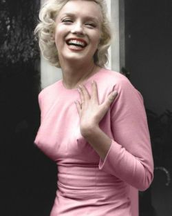 retrogasm:    Simply Marilyn Monroe  