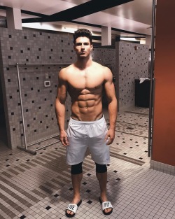 megamusclemike:  hotstudsdaily:  Michael Gagnon  Discover The Proven Secrets Of Pro Trainers In Achieving Massive Muscle Growth, Quickly &amp;Easily.