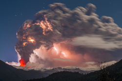 oecologia:  Eruption of Puyehue - Puyehue National Park, Chile (by Francisco Negroni).