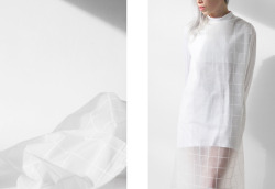i-love-aesthetics:  / LOVE AESTHETICS/ DIY frosted plastic gridded dress/ 15 minutes   a trip to IKEA/ http://love-aesthetics.nl/diy-clear-gridded-dress/