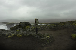 Eartheld:  Sidestroke:  Eartheld:  Jianimakesthings:  Iceland Photo Series, Part