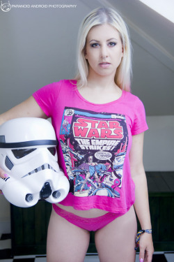 ileftmytoysout:  Our newest model, the exceptional Tindra Frost aka Britney Rears. Aka your new favourite Stormtrooper.  