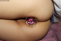 Ok my butt looks weird here but my goodness the crystal looks super crisp in this pic =P  My princess plug sets www.foxytail11.tumblr.com