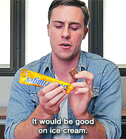 polychromedreams:  secretoctopus:  Australians Taste Test American Sweets (x)  HIS FACE AT THE END! &lt;3   YES lol
