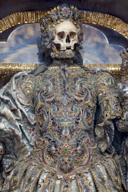 sixpenceee:  Bejeweling SkeletonThe ultimate treatment for human remains is bejeweling the entire skeleton. This was popular during the 17th and 18th centuries in parts  of Germany, Austria, and Switzerland, and remains of people thought to  be holy would