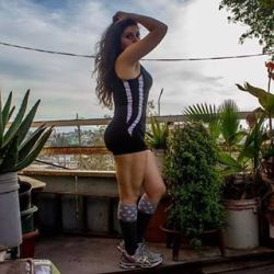 Krengi:  #Fitnessgirl #Fitbody #Bootybuilding #Bodybuilder #Flexibledieter #Iifym