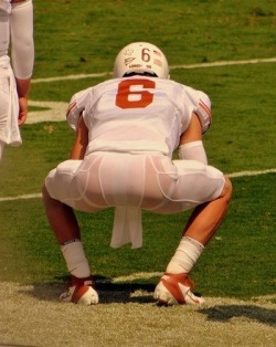 midwestcockhound:  bdnils:  Slurp #jockstrap  delicious strap ass Midwest Cock Hound &amp; Exploits of a Cock Hound  there are only a few college teams that can offer uniforms like this &ndash; Texas, Ohio State, i don&rsquo;t know who else