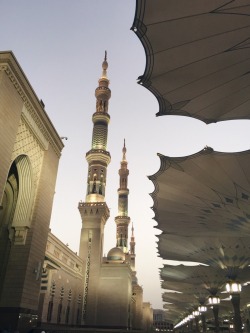 r-ukhs:  Before Maghrib and after @ Masjid Al-Nabawi