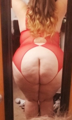 42ds: 42ds:   Making plans for husband’s return home in a couple days. Those plans might involve this assless teddy… and this position.   Anyone wanna see the front?  Lemme know… (L / RB /F)   Monday moonday!   What a big, phat, beautiful, sexy,