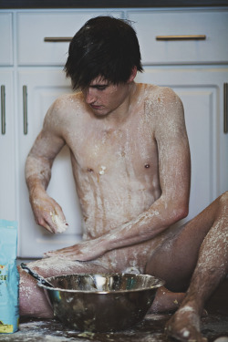 mkulischphotography:  Courtesy of Sean over at his blog. You guys should follow him: he’s got a great eye.  sean-clancy:  Cooking Disaster by Matthew Kulisch on Flickr. (He can come make a mess in my kitchen whenever he wants.)  