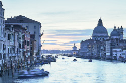 breathtakingdestinations:  Venice - Italy (by Pedro Szekely) 