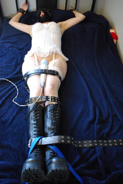 therealfriskymr:  RT if you like.@TheRealFriskyMr Tickles your imagination &amp; more — #BDSM —