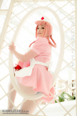 I went to Katsucon and all I got was this photo of me in the Gazebo XDjust kidding! I had a really good  time! plus! butts! photo thanks to https://www.facebook.com/RobbinsStudios/find me on facebook https://www.facebook.com/Microkittycosplay/or