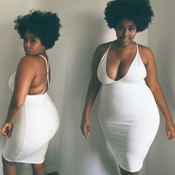 cantaffordbape:  wilnise:  #beautybeyondsize #sizesexy #healthyisalwaysin  OMG GOD WHY YOU DOING THIS TO ME?😻😻😻😻😻😻😻😻😻😻