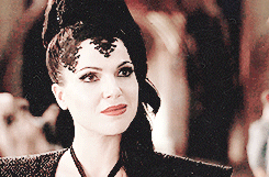 rolandsbeanies:  One actress, multiple characters, infinite amounts of talent  ♔ All hail the Queen  &ldquo;When you do go toe-to-toe with  Lana Parrilla, you better be on your game or [she’ll] eat you up&rdquo; -Lee Arenberg  
