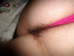 hairycommunity:  Can you say hairy ass! 