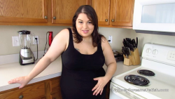 Sydneyscreams:feeding You Fatteryour Weight Gain Progress Is Going Well, But Not