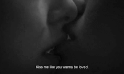 Lucid-Dreamsss:  Kiss Me On We Heart Ithttp://Weheartit.com/Entry/99455394/Via/Placeofparadise