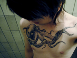 I really want an octopus tattoo.