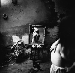 void-dance:  Photo by Jan Saudek: Tell Me, Mirror (1978) 