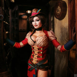 sharemycosplay:  Cosplayer monochromeabel with an amazing Mad Moxxi from #Borderlands! #cosplay #videogames http://monochromeabel.tumblr.com/ Photographer: Dzeta&amp;Aige Interviews, features and more. Visit http://www.sharemycosplay.com Sharing the