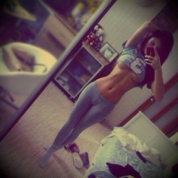 Hot-Teen-Ass:  Sexy Selfie  She Is Absolutely Perfect!