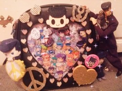tofutastic: ryuseiart-ichigokuriimu:  i havent post in so long but i just finished this last night. all pins inside the heart were made by @hutanna please check out her page and shop it is amazing!  Ahhh this looks so good! 