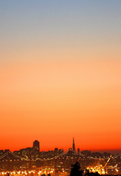lanatura:  My Small City at Sunset (by Thomas Hawk)