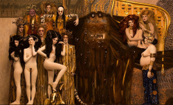 Malussoleil: Goatbagxvx:   Supersonicart:  Gustav Klimt Brought To Life By Photographer