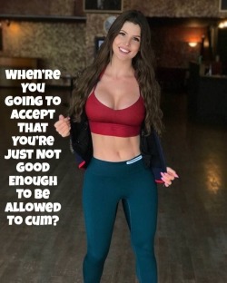 worship-the-goddess:  Amanda Cerny is so hot. Would you go without cumming for Amanda ? 