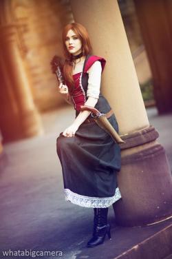 kamikame-cosplay:  The pretty and talented Eve Beauregard as lady Assassin. Shot by What A Big Camera 