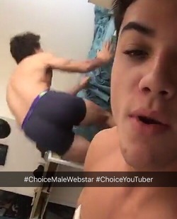 boyishbubbles:  ‼️‼️Ethan and Grayson Dolan (16 year old twin Viners/YouTubers) Have A$$ 🍑‼️‼️‼️