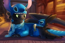 milieux:  lolol..toothless vs stitch   Untitled | via Tumblr - https://weheartit.com/entry/140758651