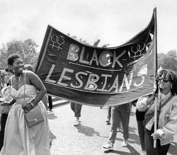 lgbt-history-archive:  “BLACK LESBIANS,” Gay Pride Parade, London, United Kingdom, June 1985. Photo © GETTY. #lgbthistory #lgbtherstory #lgbttheirstory #lgbtpride #QueerHistoryMatters #HavePrideInHistory #BlackLesbians (at London, United Kingdom)