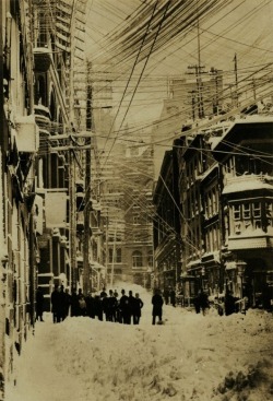 These photos of a morass of telephone wires in New York City were taken in 1887 and 88, only a little more than 10 years after the telephone was first patented…  More pics here - http://twentytwowords.com/2013/03/01/the-insane-mess-of-telephone-wires-over