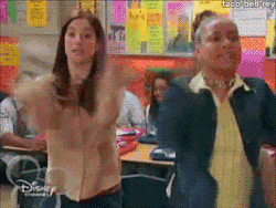 taco-bell-rey:  Remember that time Chelsea and Raven got turnt up at school 