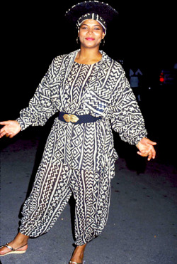 queerkittyy: mabellonghetti: Queen Latifah red carpet looks from the 90´s  Look at my mom y'all!! 