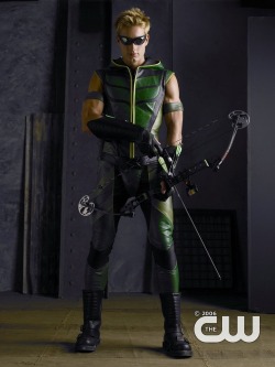 GALLERY: Green Arrow in a hot leather superhero costume&hellip; yeh, like superhero&rsquo;s aren&rsquo;t gay!