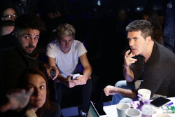 harrystylesdaily:  Niall at X Factor rehearsals with Simon Cowell  