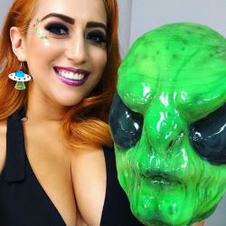 Got my alien! I named him Tom! We’re very happy together! #stormarea51 #jk #pleasedont #thisisfake #pleasedontgetmeintrouble  (at Storm Area 51, They Cant Stop All Of Us) https://www.instagram.com/p/B2pqP95gdva/?igshid=130aqb6p7p8ib