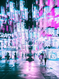 stever92:  Whilst in Tokyo I’ve been using a fractal lens to transport today’s streets to the year 2049, or perhaps even 2077. I would love to know what you all think and would massively appreciate any Reposts to help get this mini-project out there