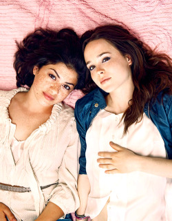 queercelebs: Alia Shawkat and Ellen Page for Bust magazine (2009).   