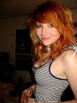 (more girls like this on http://ift.tt/2mVKSF3) I love happy redheads (Cross post /r/happygirls)