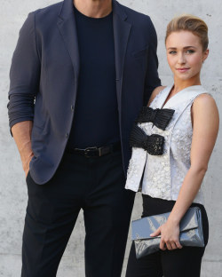 itsthelesbiana:  buzzfeed:  Congrats to expectant parents Hayden Panettiere and her fiancé, the Headless Horseman.  THE HEADLESS HORSEMEN   Me and future babe