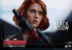 the-mcu-report:  Hot Toys has revealed some new images of the Black Widow 1:6 scale figure for Avengers: Age of Ultron!I seriously want all of these it’s not even funny.